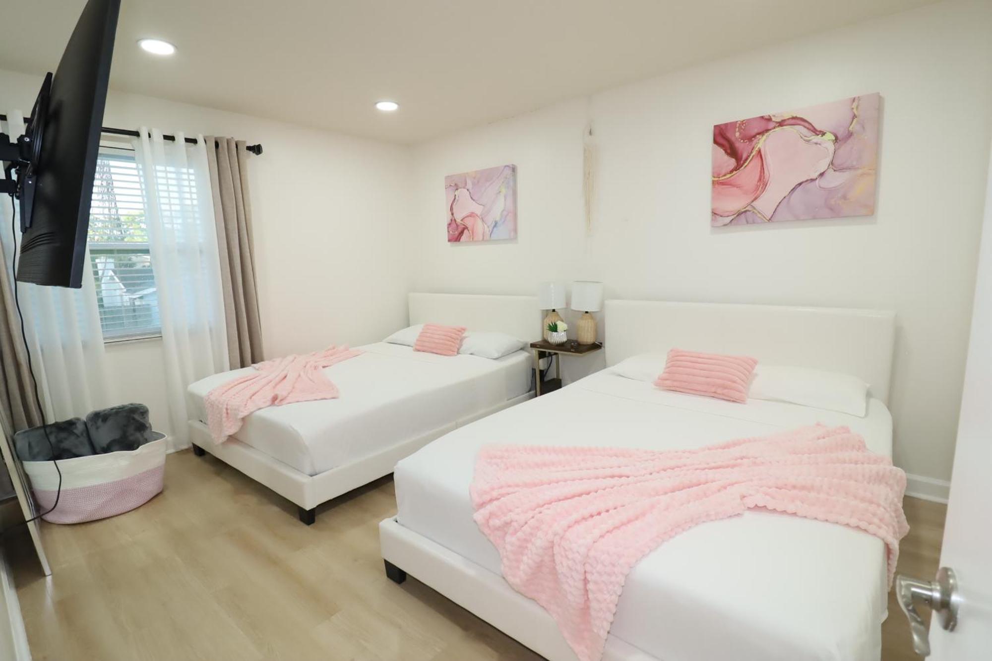 Boho Oasis With Pool- Paradise For Work & Fun แทมปา ภายนอก รูปภาพ